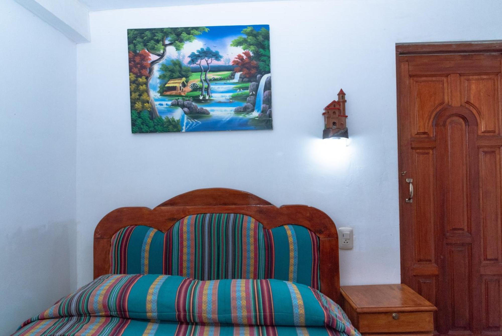 Hostal Cultural Bertha Challapampa Isla Del Sol Parte Norte Комунидад-Чальяпампа Экстерьер фото